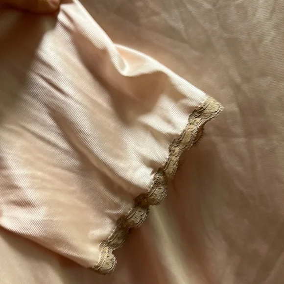 Vintage Vanity Fair Pink Women's Nightgown Cover Up. Size 38 - Picture 5 of 7